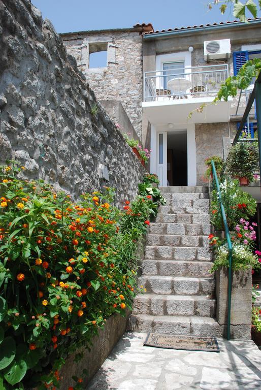 بودفا Apartments Slavica Rafailovici المظهر الخارجي الصورة